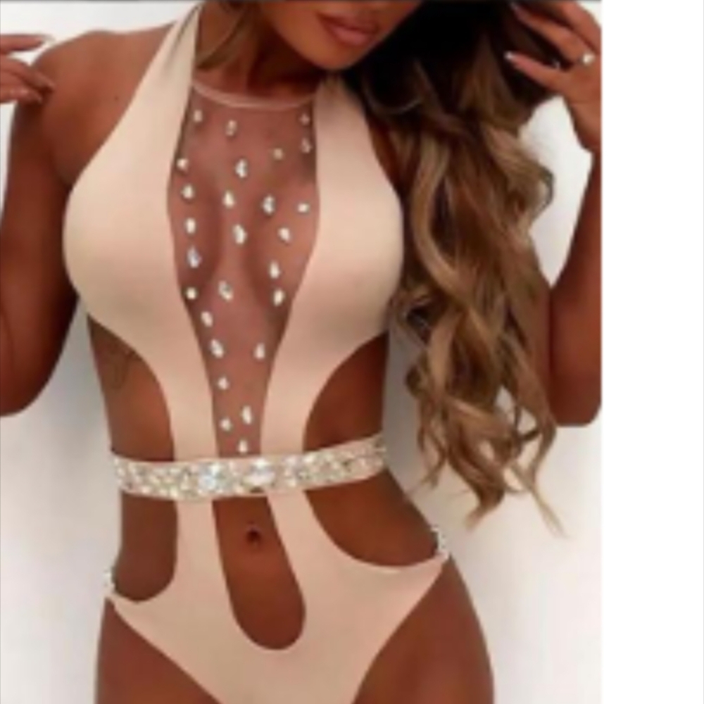 One piece bling suit💎